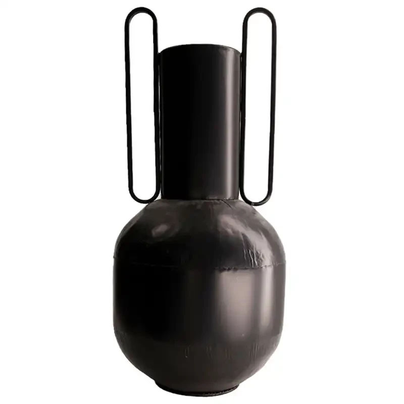 Vase i metal m hanke, sort, 53cm