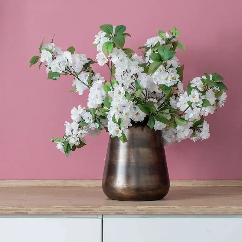 Køb Æblegren, hvid blomst, 80cm, kunstig gren hos Brondsholm.dk