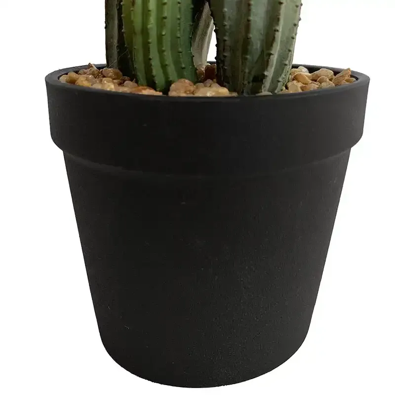 Køb Kaktus i sort potte 28cm, kunstig plante hos Brondsholm.dk
