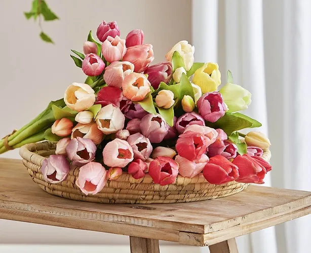 Kunstige buketter af meget naturtro tulipaner