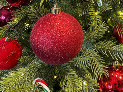 Tips: Sådan pynter du et kunstigt juletræ